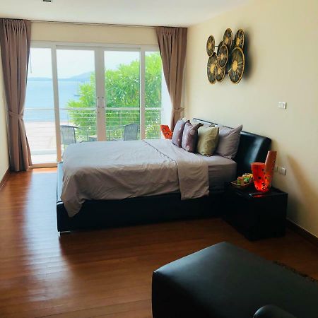 D-Lux 4 Bed Beachfront Apartment With Sea View Cape Panwa Luaran gambar
